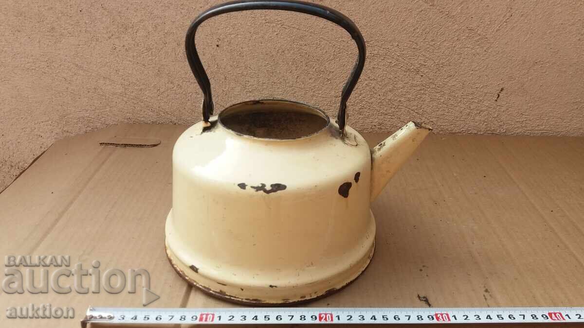 ЕМАЙЛИРАН СОЦ. ЧАЙНИК - ЗА ДЕКОРАЦИЯ с цена 6.99 лв. | € 3.57