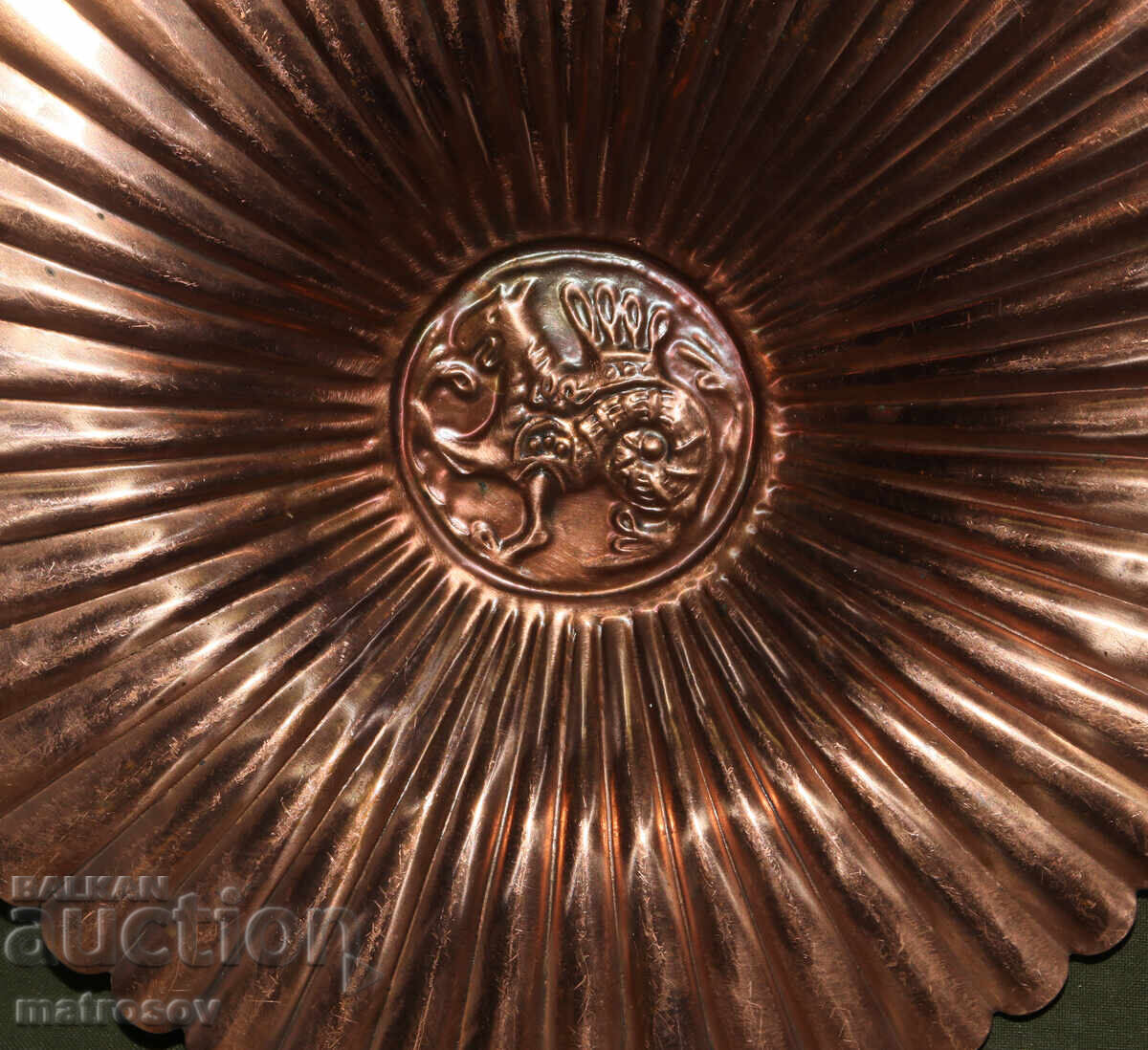 Honey plaque cup stylized figure - 6