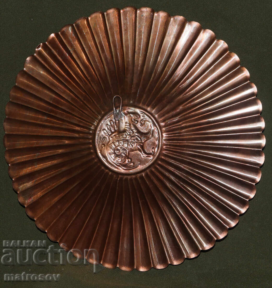 Honey plaque cup stylized figure - 7