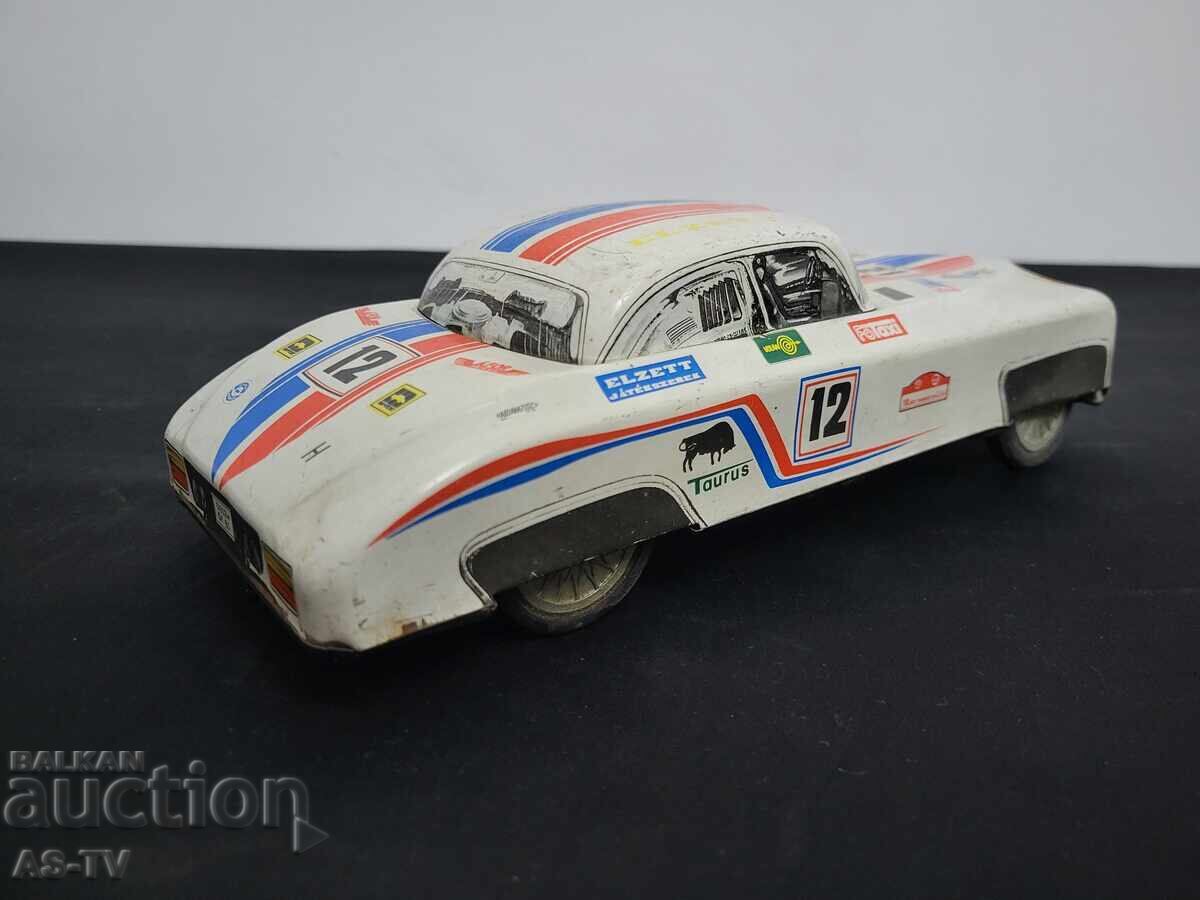 Ένα παλιό τσίγκινο καρότσι - 5