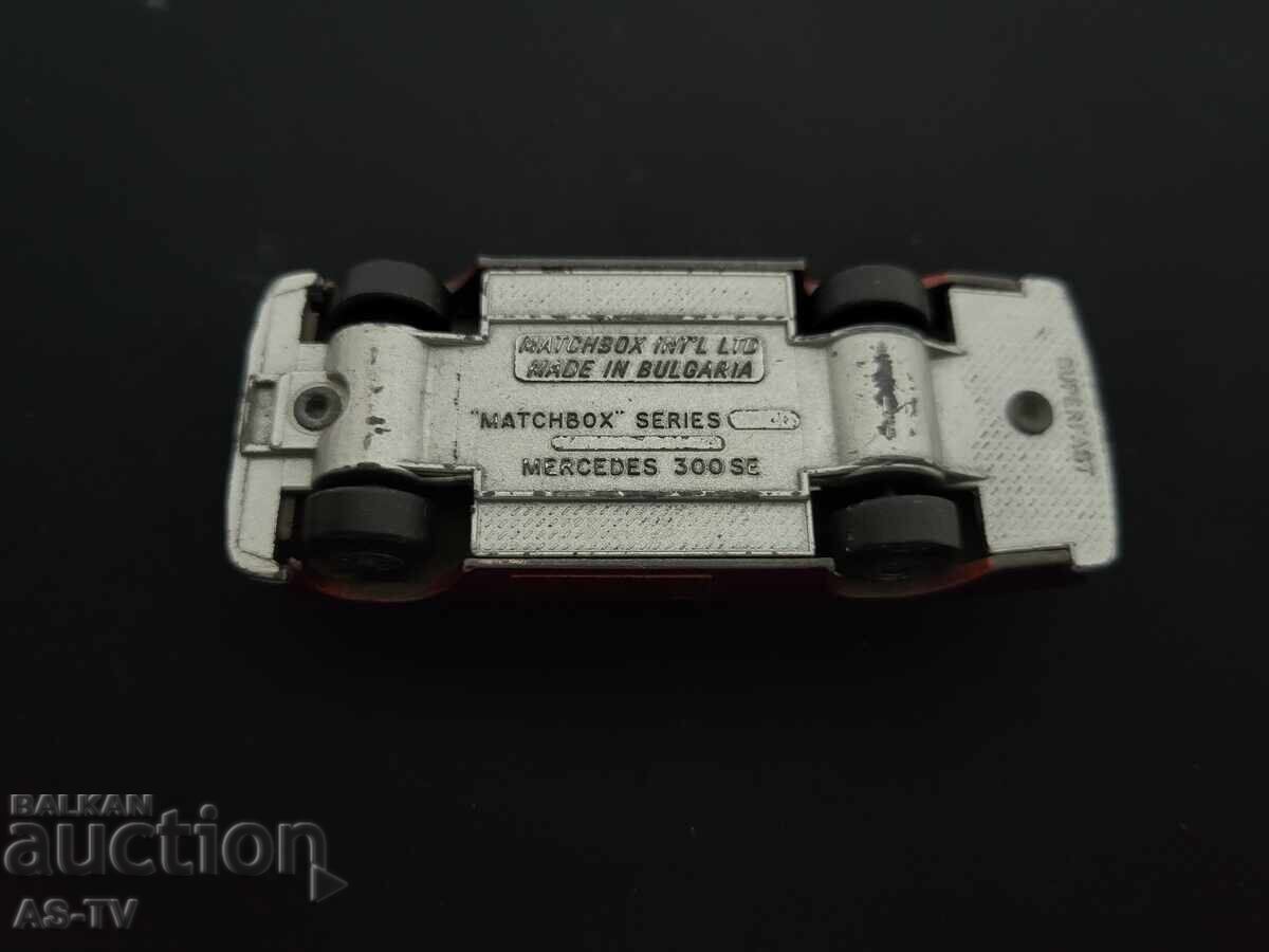 Mercedes 300 SE Matchbox BG - 6 Mercedes 300 SE Matchbox BG - 6