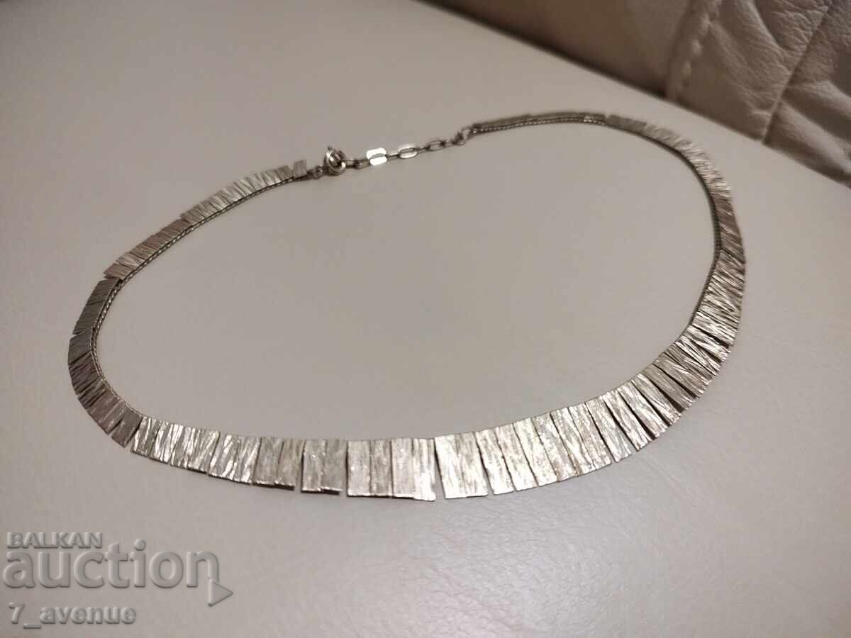 Necklace, jewelry, gold plating 2.10.25 with price 49.00 BGN | € 25.05 Necklace, jewelry, gold plating 2.10.25 with price 49.00 BGN | € 25.05