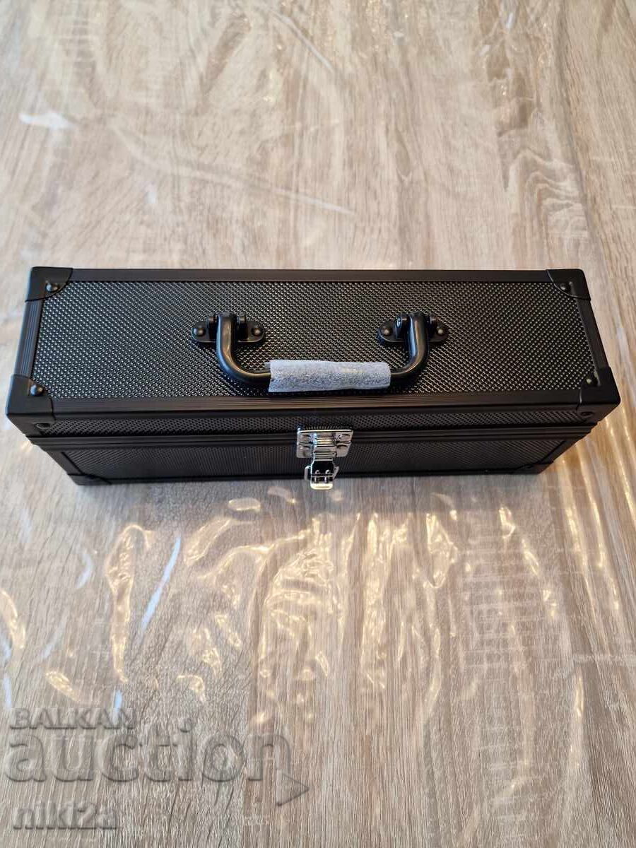 Δημοπρασία Κουτί αλουμινίου για πιστοποιημένα νομίσματα. Νέος. Δημοπρασία Κουτί αλουμινίου για πιστοποιημένα νομίσματα. Νέος.