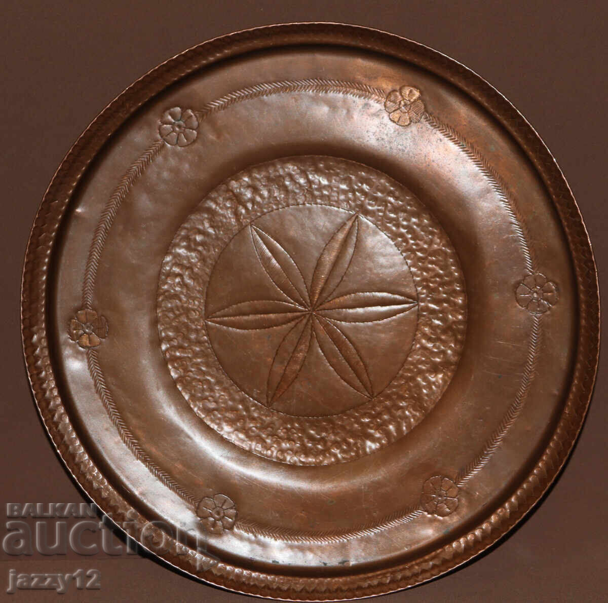 Παλιό χειροποίητο παραδοσιακό χάλκινο ταψί δίσκος με τιμή 200.00 BGN | € 102.26