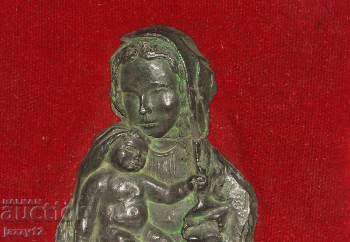 Μικρή επιτραπέζια μεταλλική εικόνα ανάγλυφο Παναγία με το Θείο Βρέφος - 5 Μικρή επιτραπέζια μεταλλική εικόνα ανάγλυφο Παναγία με το Θείο Βρέφος - 5