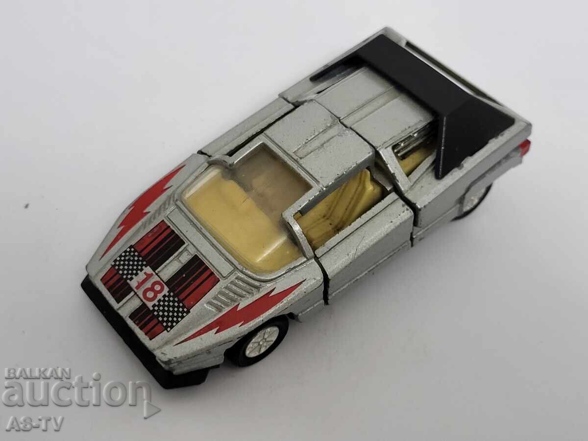 Παλιό μεταλλικό παιχνίδι με τιμή 49.00 BGN | € 25.05