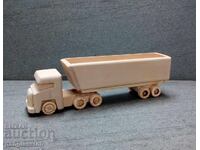 Декоративен камион от дърво с ремарке гондола DMAR 194M2