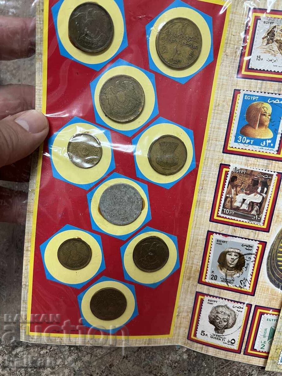 Συλλογή από αιγυπτιακά νομίσματα και γραμματόσημα με τιμή 30.00 BGN | € 15.34