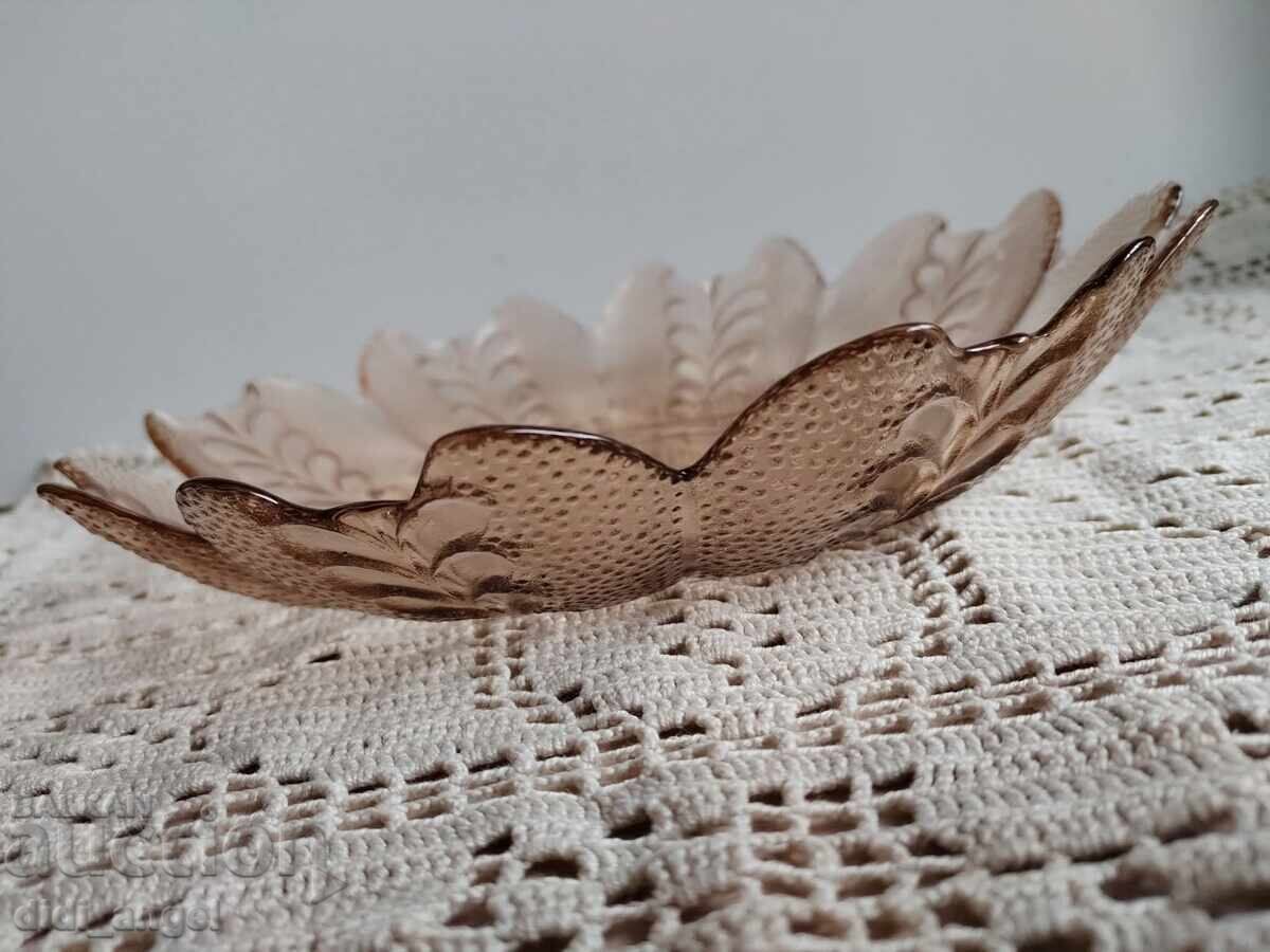 Auction  Glass fruit bowl