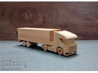 Декоративно дървено камионче с ремарке DMAR 279