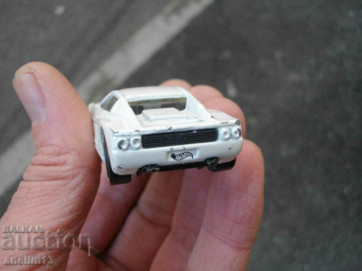 МЕТАЛНА КОЛИЧКА FERRARI F 512 M HOT WHEELS - 5