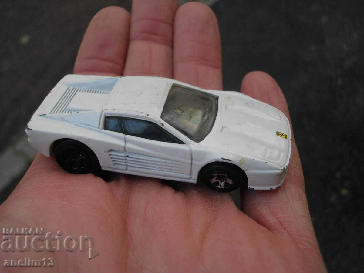 МЕТАЛНА КОЛИЧКА FERRARI F 512 M HOT WHEELS