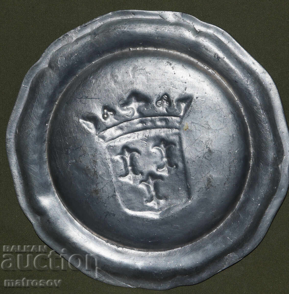 Παράδοση Παλιό κασσιτέρινο πιάτο, διακοσμητικό τοίχου Παράδοση Παλιό κασσιτέρινο πιάτο, διακοσμητικό τοίχου