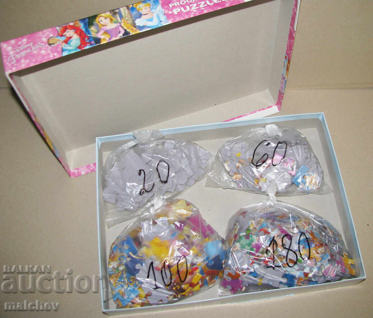 Auction Disney Princesses Puzzle Set of 4 - 20, 60, 100, and 180 pcs Auction Disney Princesses Puzzle Set of 4 - 20, 60, 100, and 180 pcs