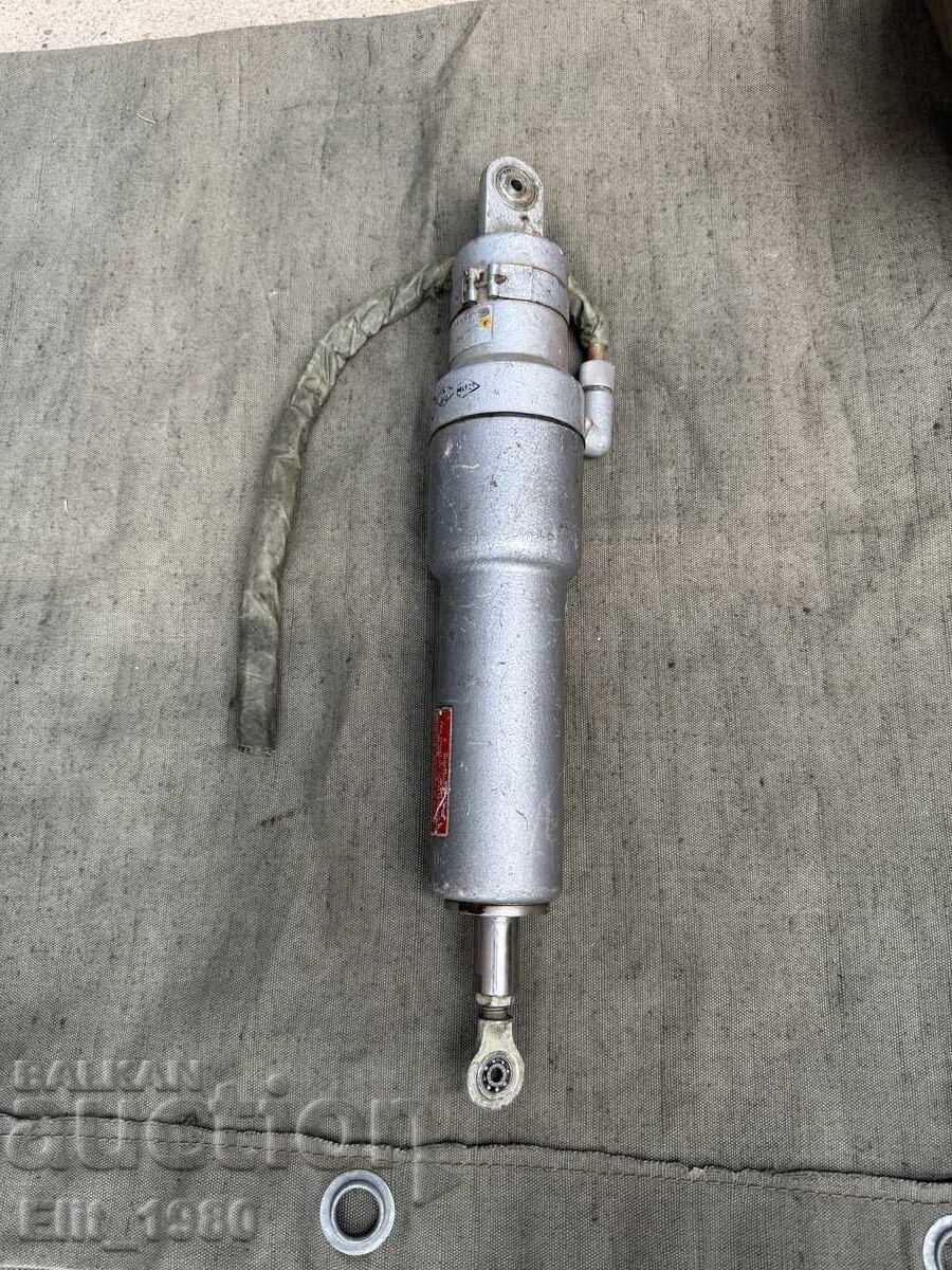 Parte dintr-un avion de vânătoare sovietic MiG-21