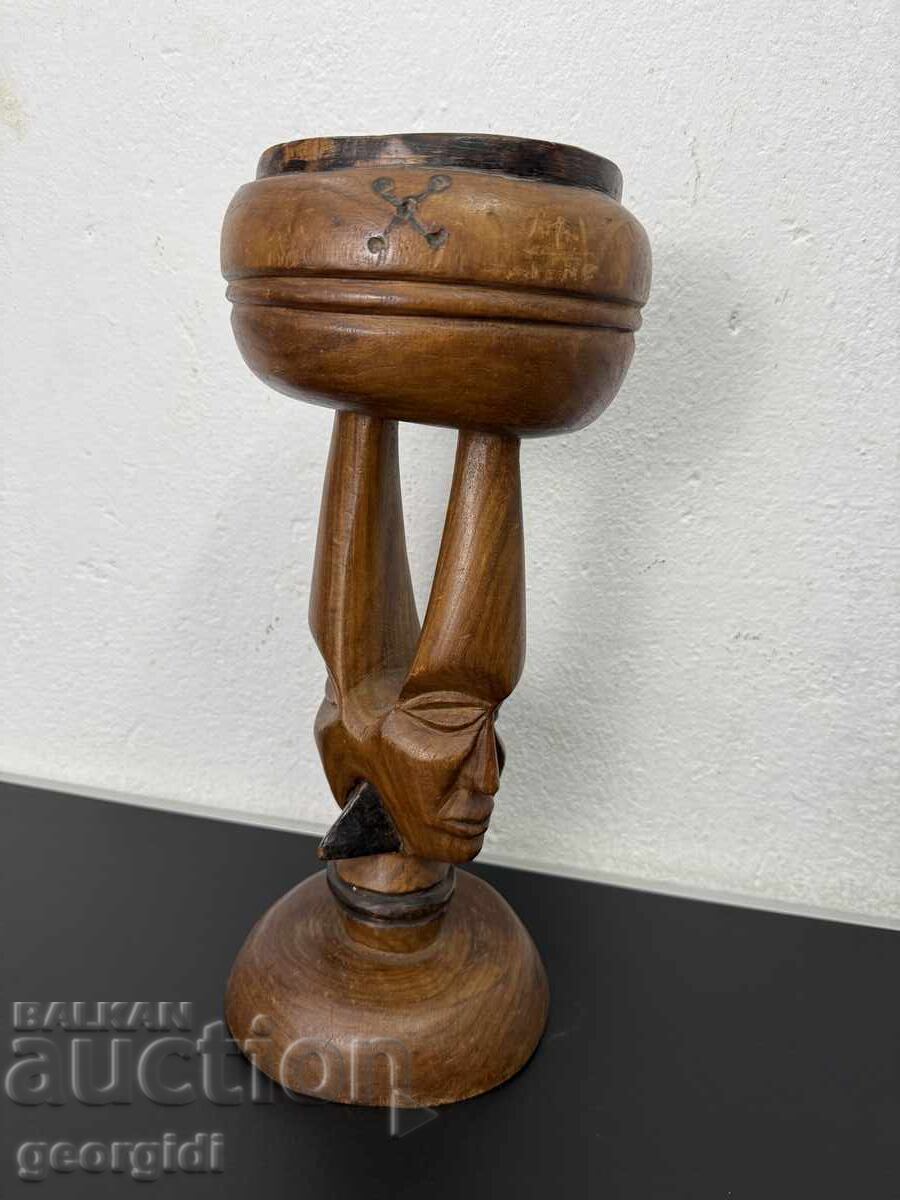 Αφρικανική βάση για λουλούδια / σταχτοδοχείο. Νο. 7426 με τιμή 80.00 BGN | € 40.90