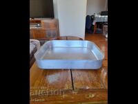 Tavă veche din aluminiu, caserolă
