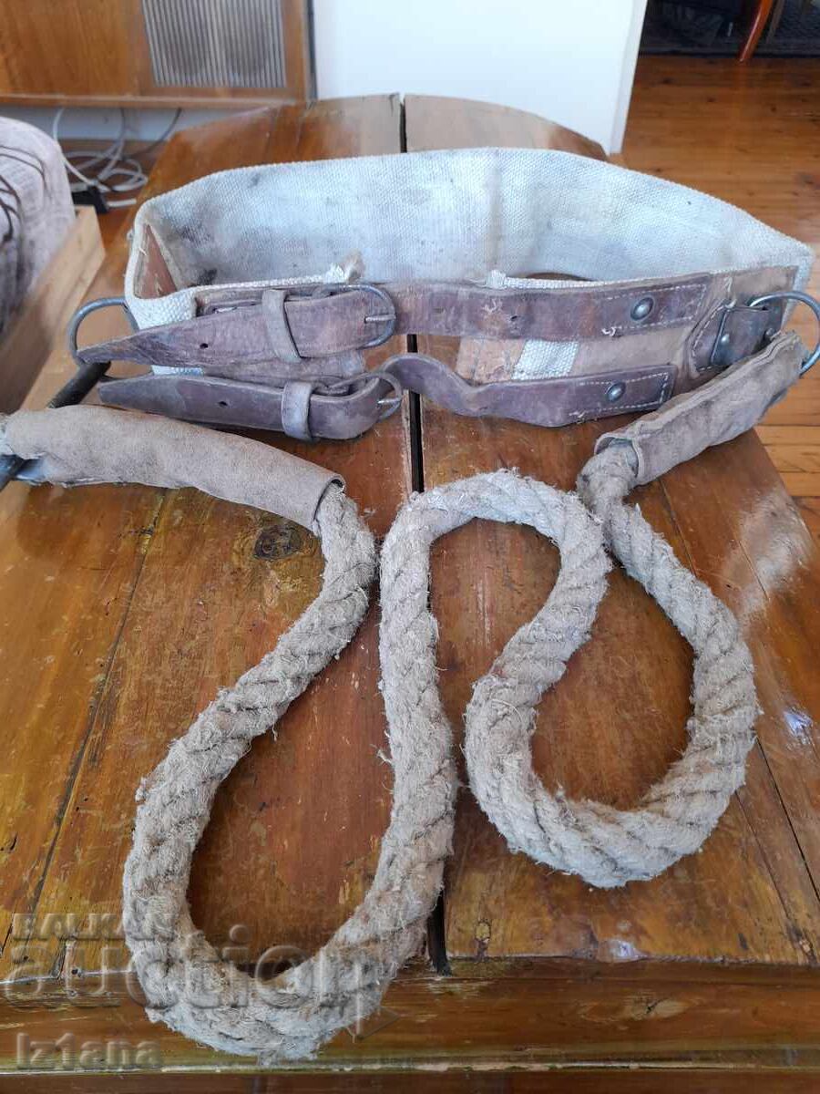 Centură de siguranță veche cu preț 45.00 BGN | € 23.01 Centură de siguranță veche cu preț 45.00 BGN | € 23.01