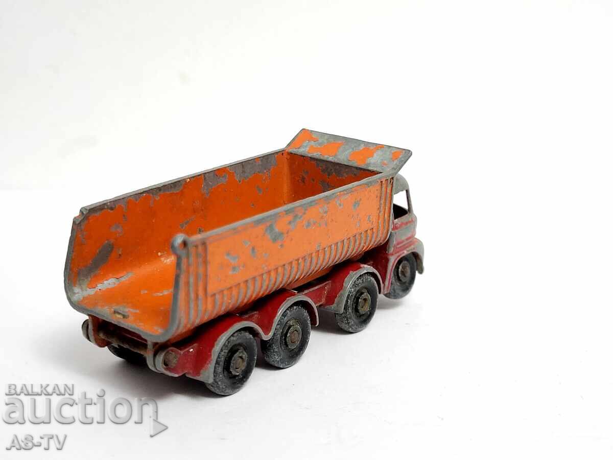 Доставка на Метална количка Matchbox