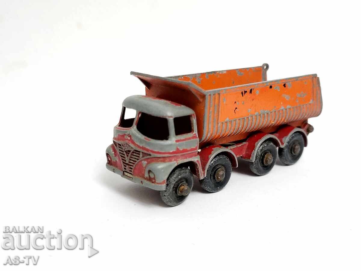 Метална количка Matchbox