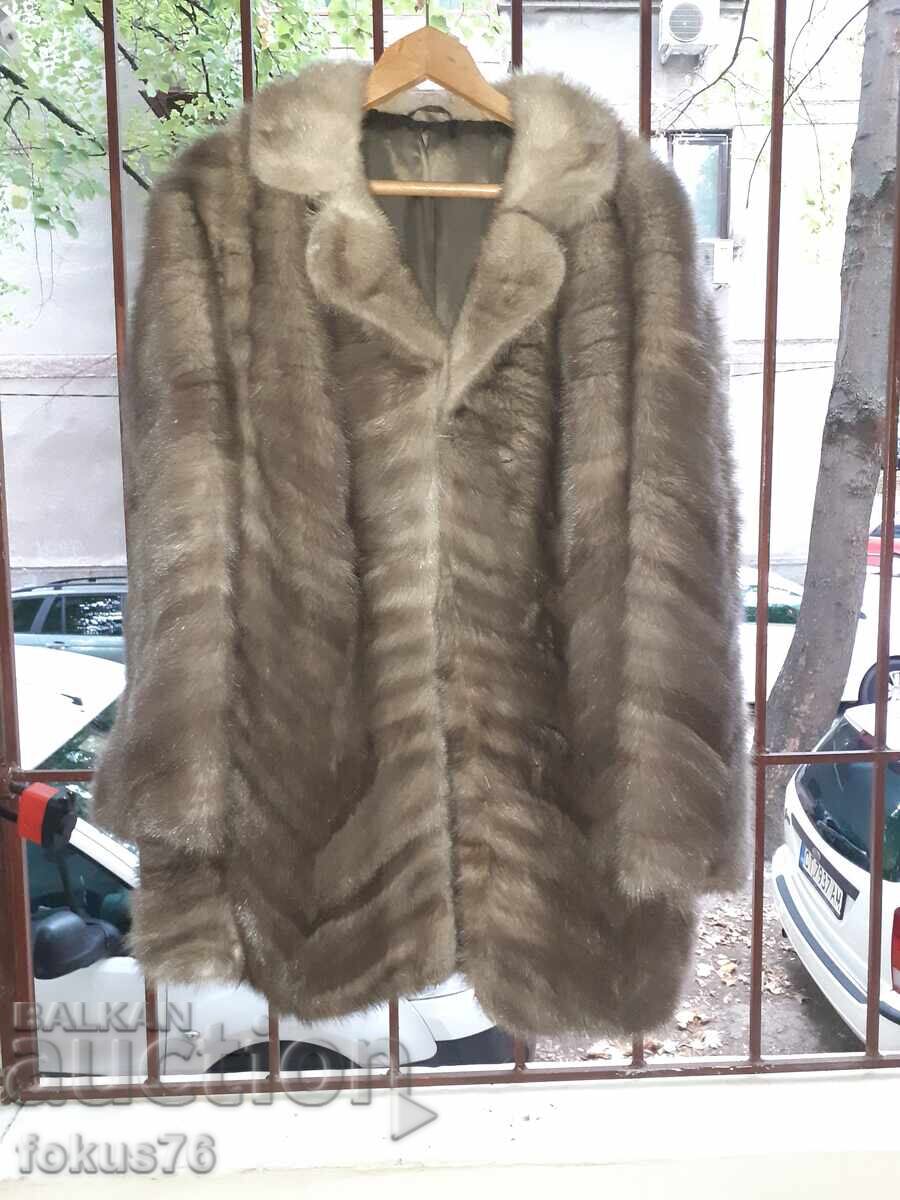 Palton elegant de damă din piele naturală - nurcă Palton elegant de damă din piele naturală - nurcă