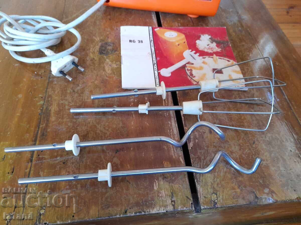 Auction Star Mixer AKA RG 28 Auction Star Mixer AKA RG 28