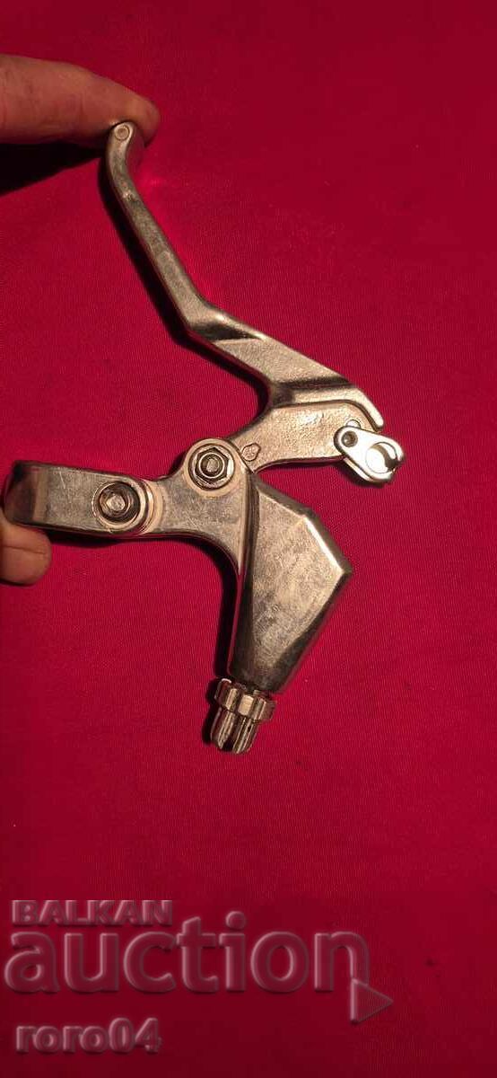 Delivery of BIKE - BRAKE - LEVER - NEW