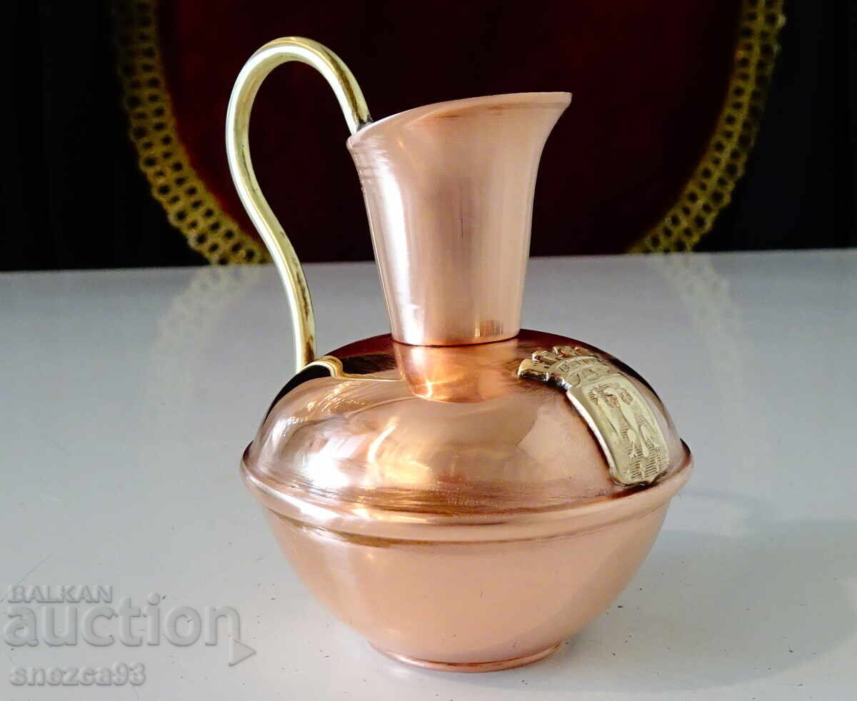 Cană de cupru Havard Villedieu, vultur, miniatură cu preț 15.00 BGN | € 7.67