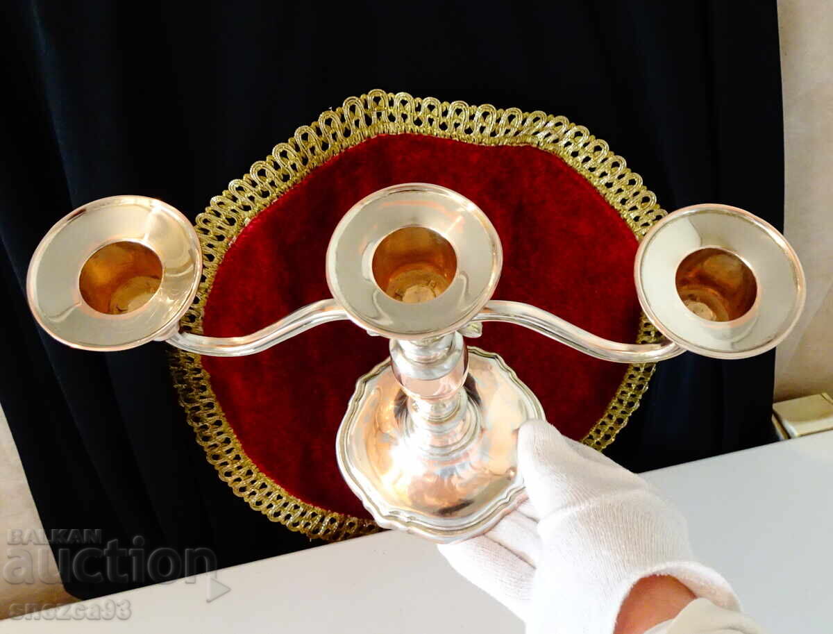 Delivery of Triple candlestick holder, pure red copper Delivery of Triple candlestick holder, pure red copper