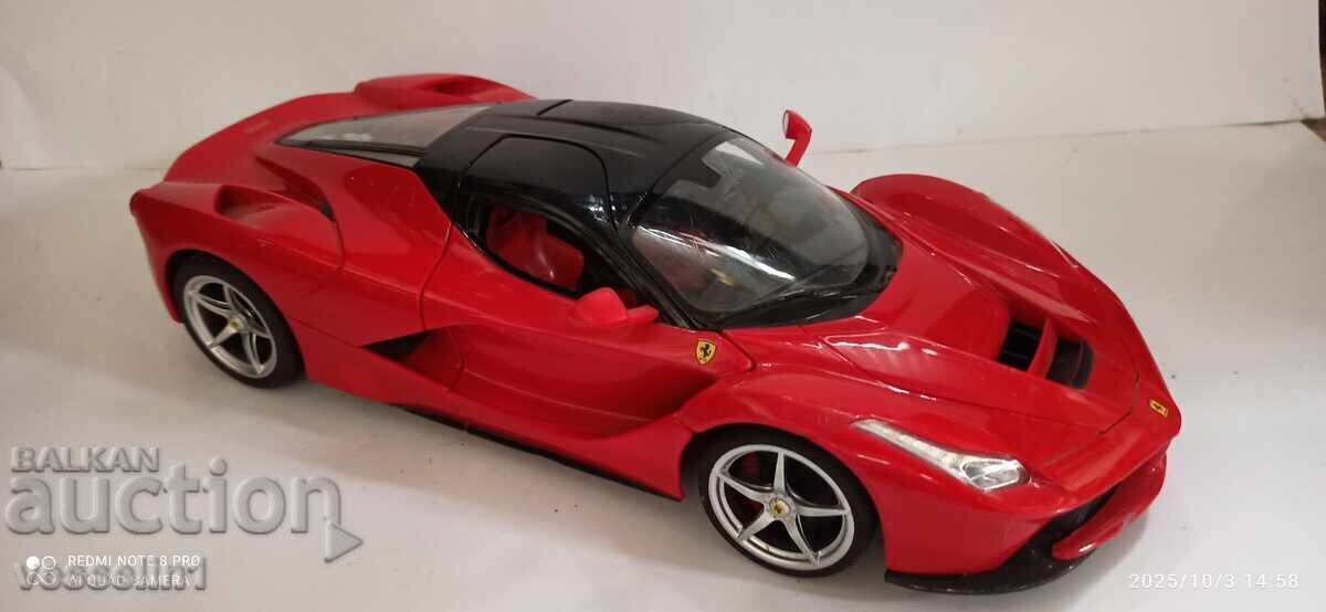 Vechiă jucărie model Ferrari la scară 1/14 Ferrari uriașă
