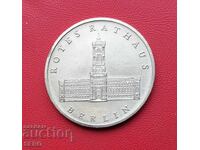 Germania-GDR-5 timbre 1987-Berlin