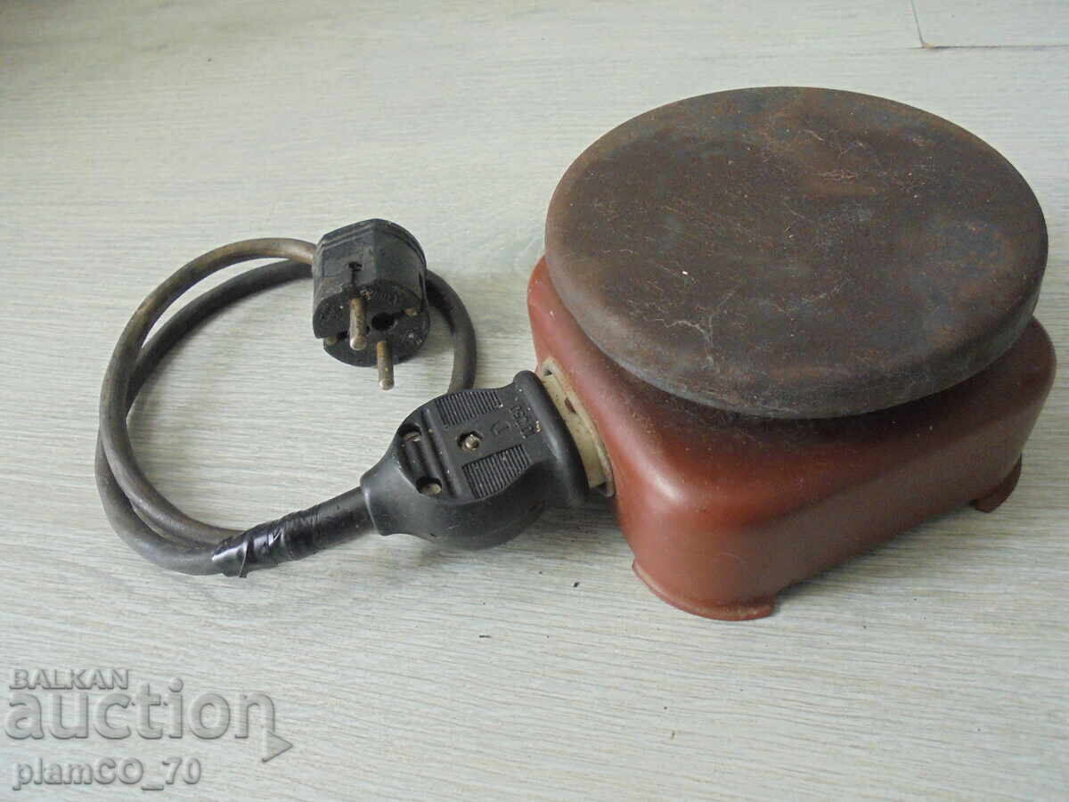 №*8292 Старо малко електрическо котлонче