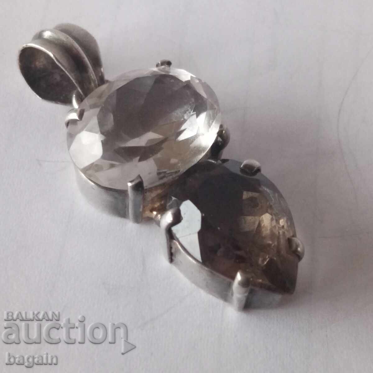 Μοναδικό μενταγιόν. Καπνίας χαλαζίας, κρύσταλλο