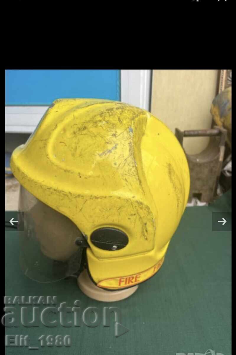 Auction  Firefighter helmet (England)