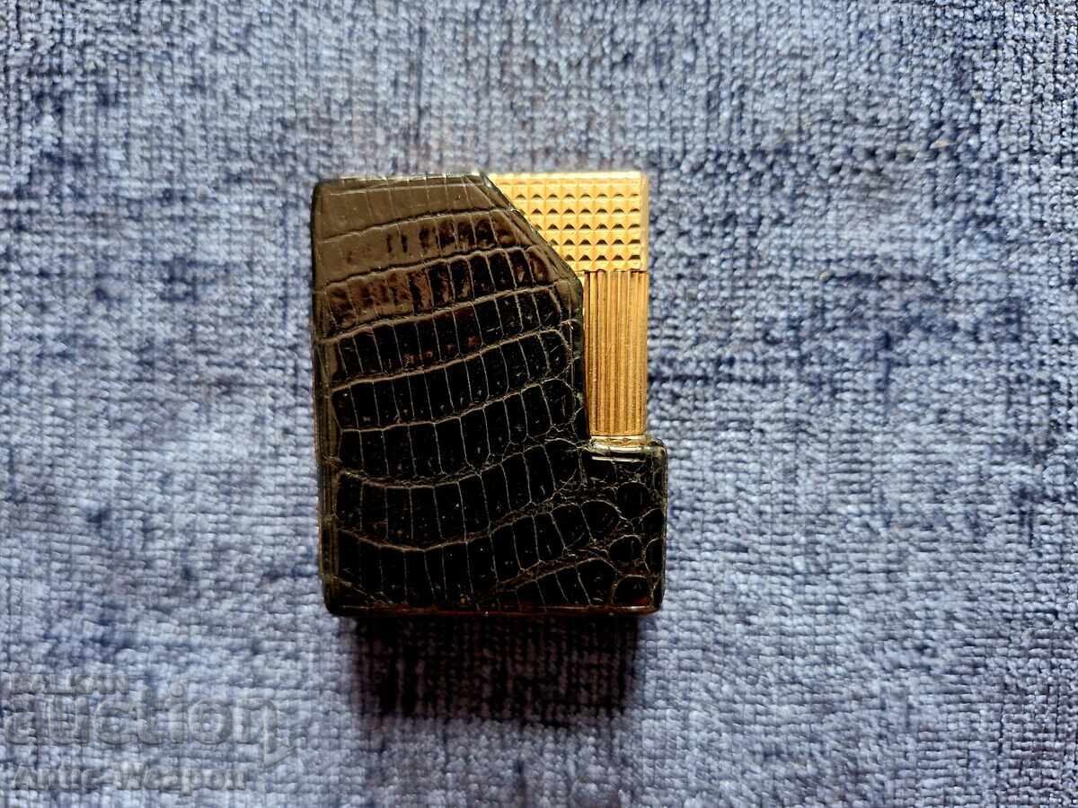 Auction Gas Lighter. S.T. Dupont, 1960-70s Auction Gas Lighter. S.T. Dupont, 1960-70s