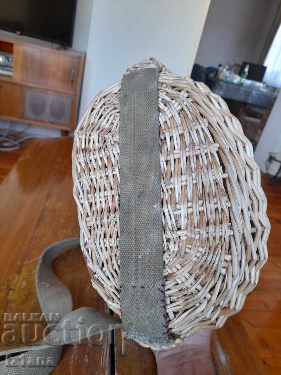 Old wicker fishing basket - 7