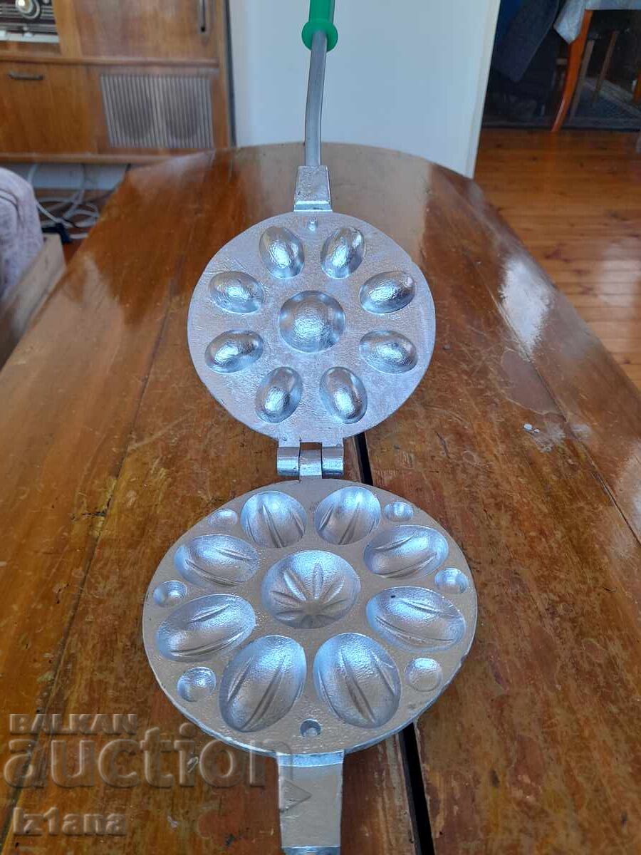 Παράδοση Παλιά συσκευή, φόρμα για ψήσιμο γλυκών, Ξηροί καρποί