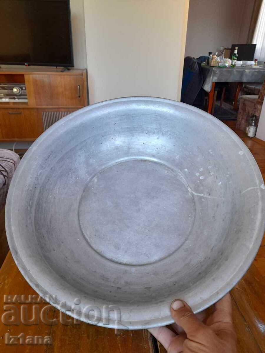 Παράδοση Παλιό αλουμινένιο τηγάνι