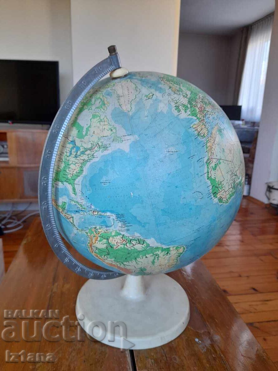 Old globe with price 110.00 BGN | € 56.24