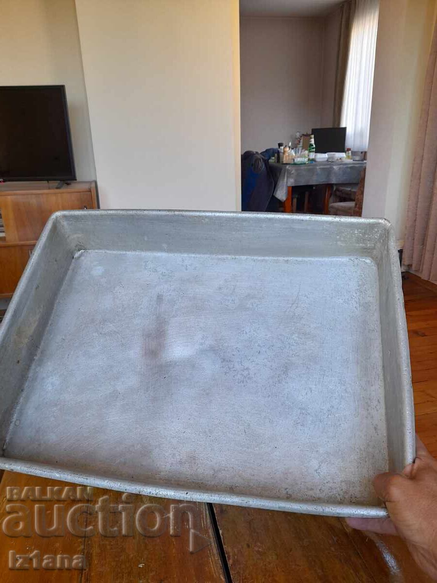 Old aluminum tray, casserole - 6