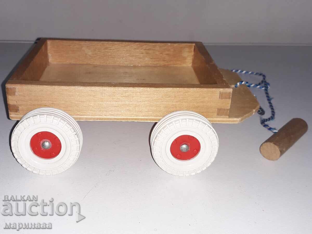 CĂRUCIOR PENTRU COPII. LEMN. ANII '60 cu preț € 2.00 | 3.91 BGN