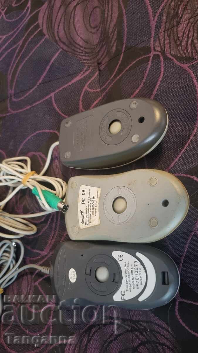 Παλιά ποντίκια με μπαλάκια με τιμή 30.00 BGN | € 15.34