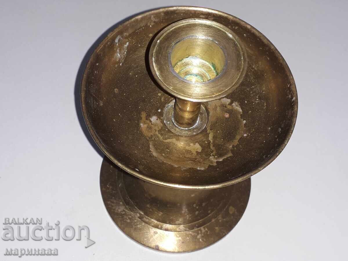 SFEȘNIC VECHI. BRONZ. SUEDIA cu preț € 3.58 | 7.00 BGN