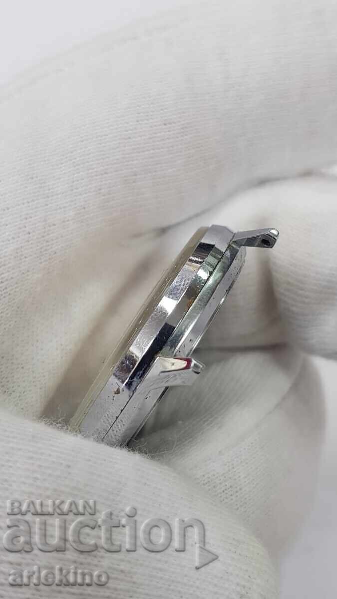 Σοβιετικό ρολόι χειρός Σλάβα με ημερομηνία, λειτουργικό - 5