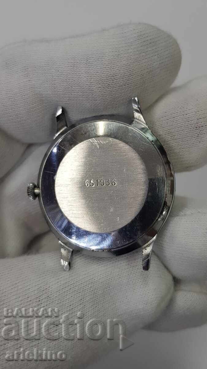 Σοβιετικό ρολόι χειρός Σλάβα με ημερομηνία, λειτουργικό - 6