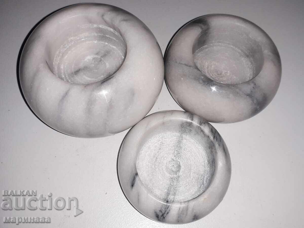 КОМПЛЕКТ СВЕЩНИЦИ. МРАМОР с цена 10.00 лв. | € 5.11 КОМПЛЕКТ СВЕЩНИЦИ. МРАМОР с цена 10.00 лв. | € 5.11