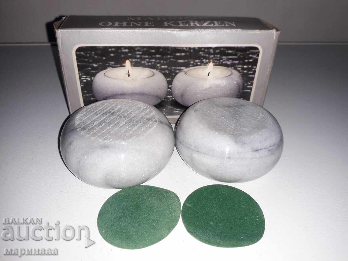 Delivery of SET OF CANDLE HOLDERS. MARBLE