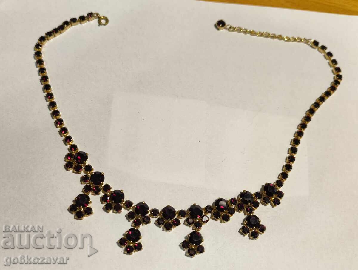 Colier Granate Regale Cehoslovacia Anii '60 ! Placat cu Aur ! cu preț 82.00 BGN | € 41.93