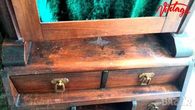 Old lady's dressing table from 1920-1930 - 5