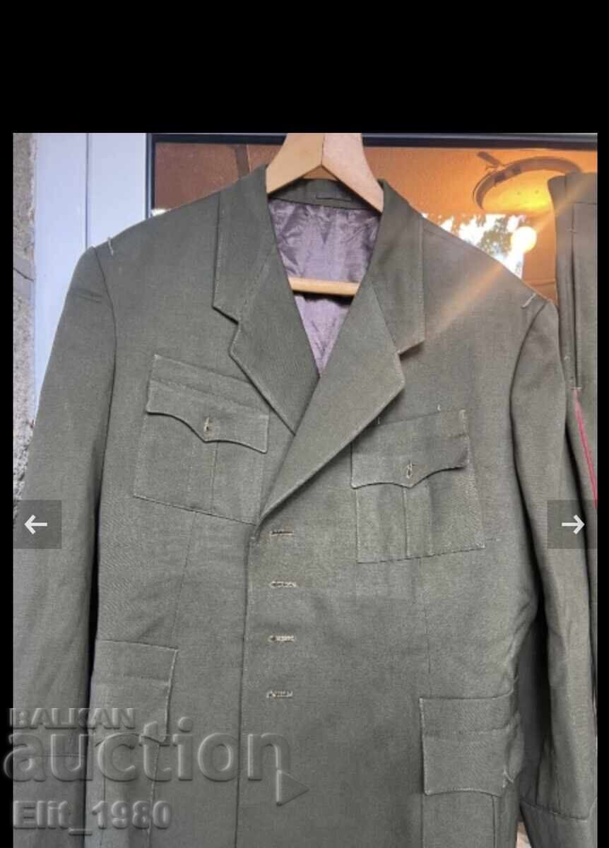 Licitație Uniformă de ofițer, socialim timpuriu Licitație Uniformă de ofițer, socialim timpuriu